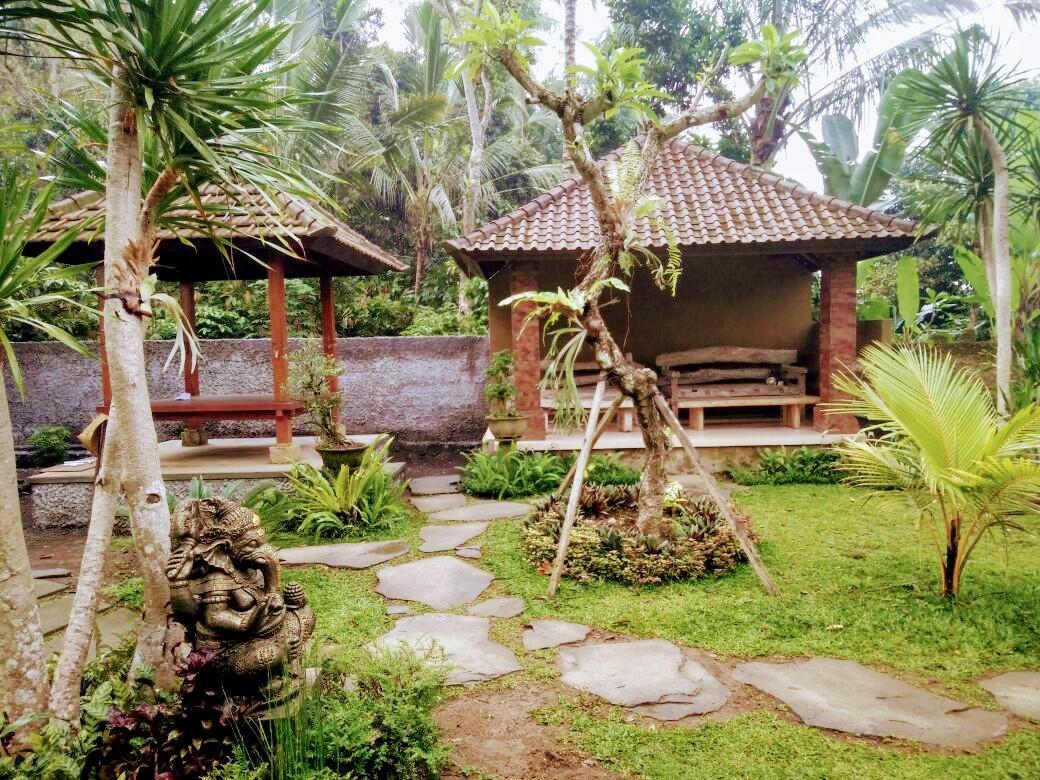 Апартаменты Tangkas House Tampaksiring Экстерьер фото